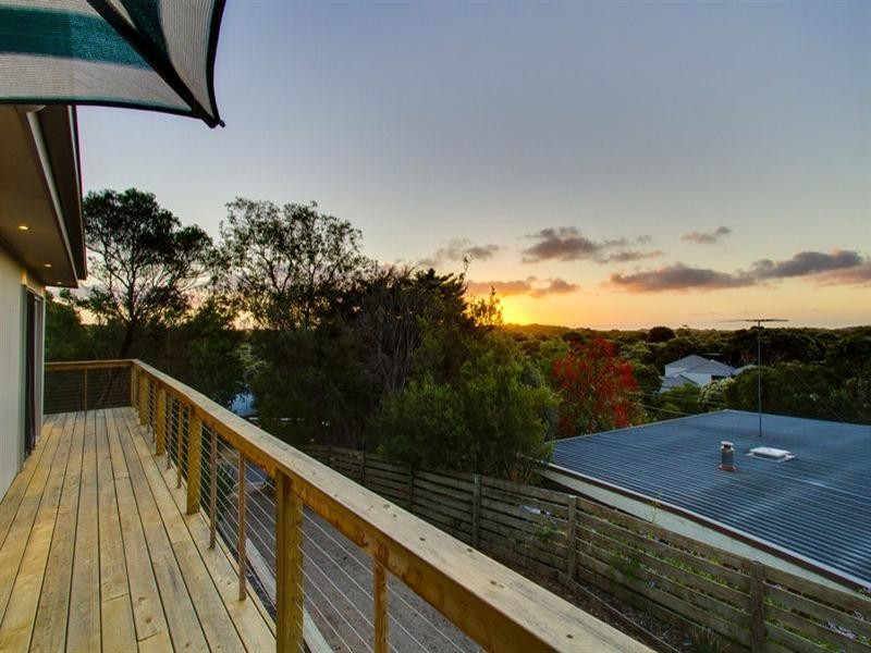 24 Nalong Street, Rye VIC 3941