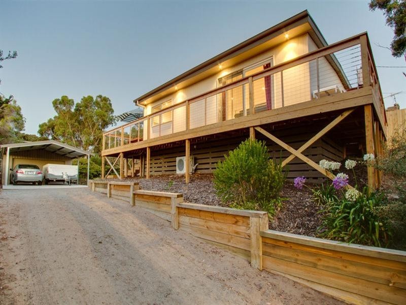 24 Nalong Street, Rye VIC 3941