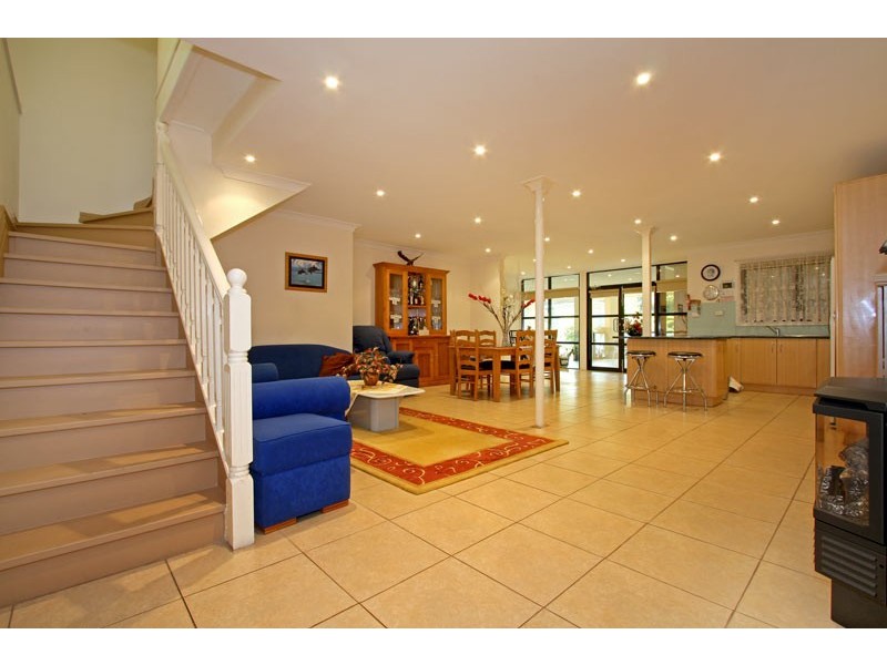 10 Fairhills Drive, Rye VIC 3941