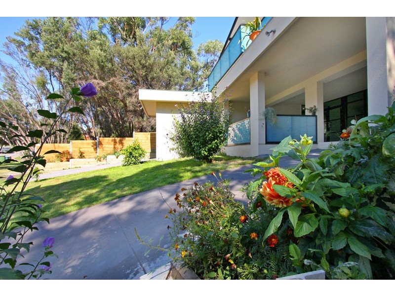 10 Fairhills Drive, Rye VIC 3941