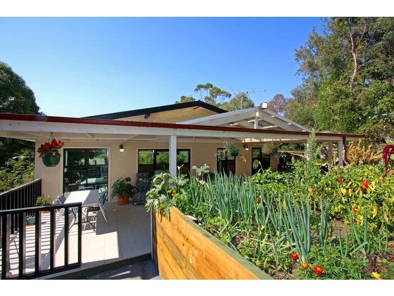 10 Fairhills Drive, Rye VIC 3941