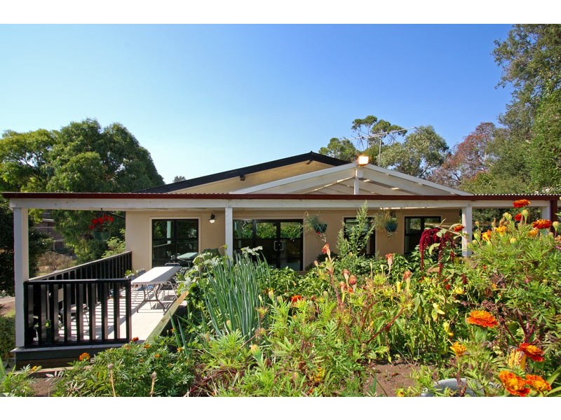 10 Fairhills Drive, Rye VIC 3941