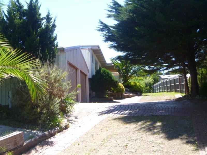 13 Titus Drive, St Andrews Beach VIC 3941