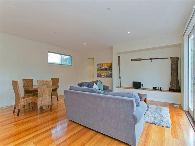 10 Penman Street, Blairgowrie VIC 3942