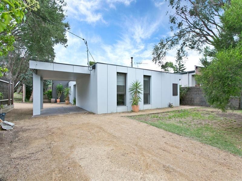 10 Penman Street, Blairgowrie VIC 3942