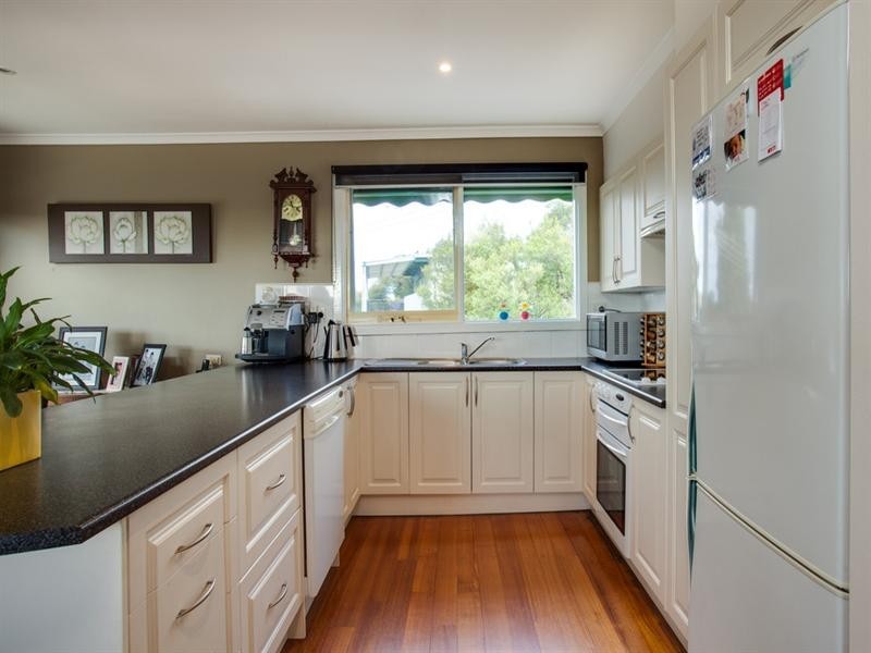 14 Wondaree Street, Rye VIC 3941