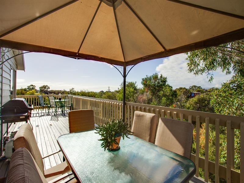 14 Wondaree Street, Rye VIC 3941