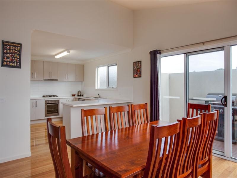 1B Sullivan Street, Rye VIC 3941