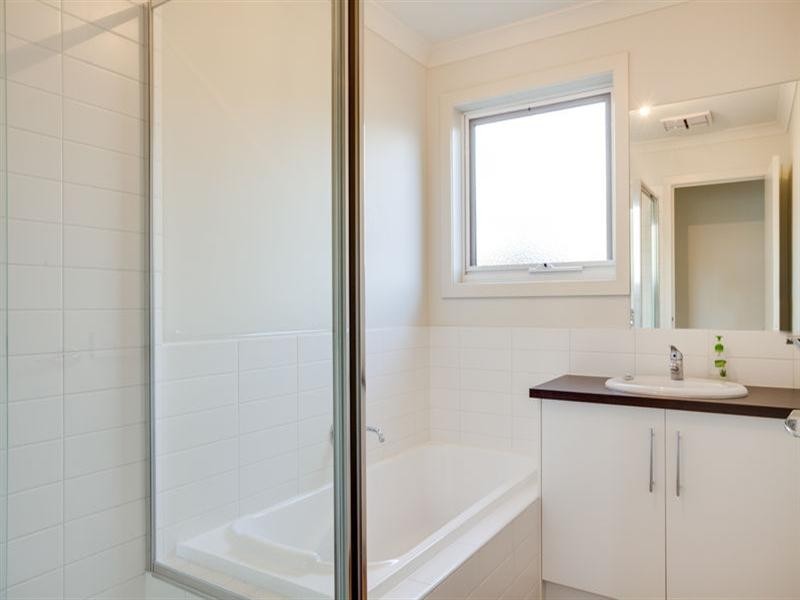 1B Sullivan Street, Rye VIC 3941