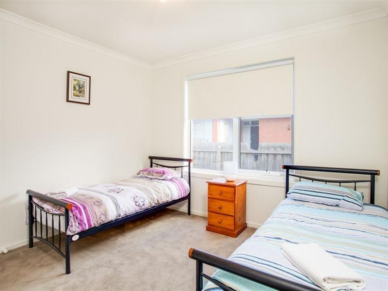 1B Sullivan Street, Rye VIC 3941