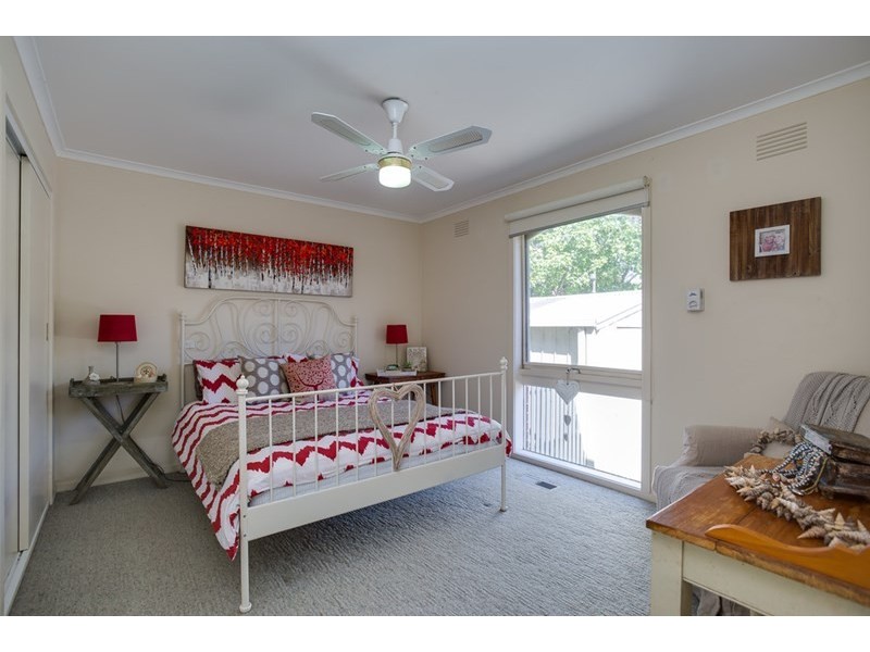 11 Wondaree Street, Rye VIC 3941
