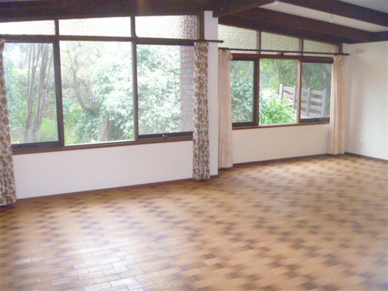 3 Duntroon Avenue, Rye VIC 3941