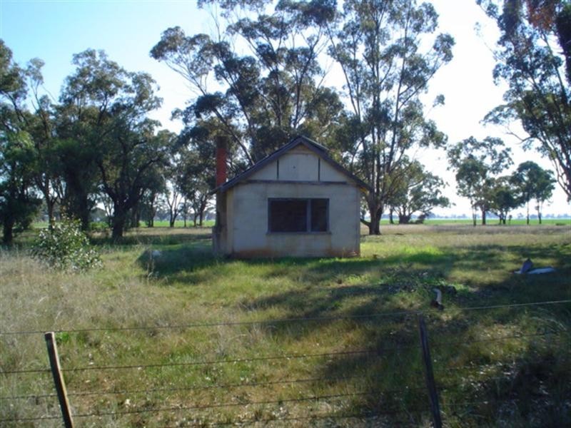 Pelluebla – Benalla Road, Yarrawonga VIC 3730
