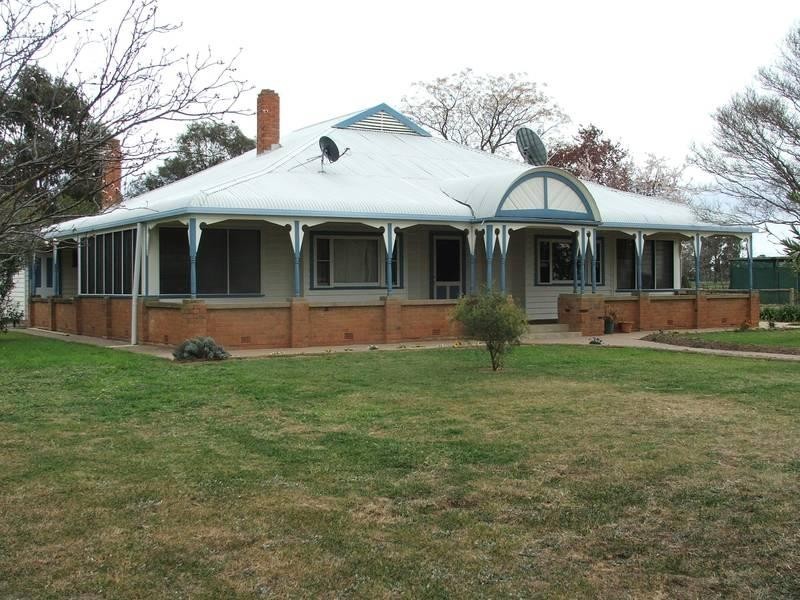 Rennie NSW 2646