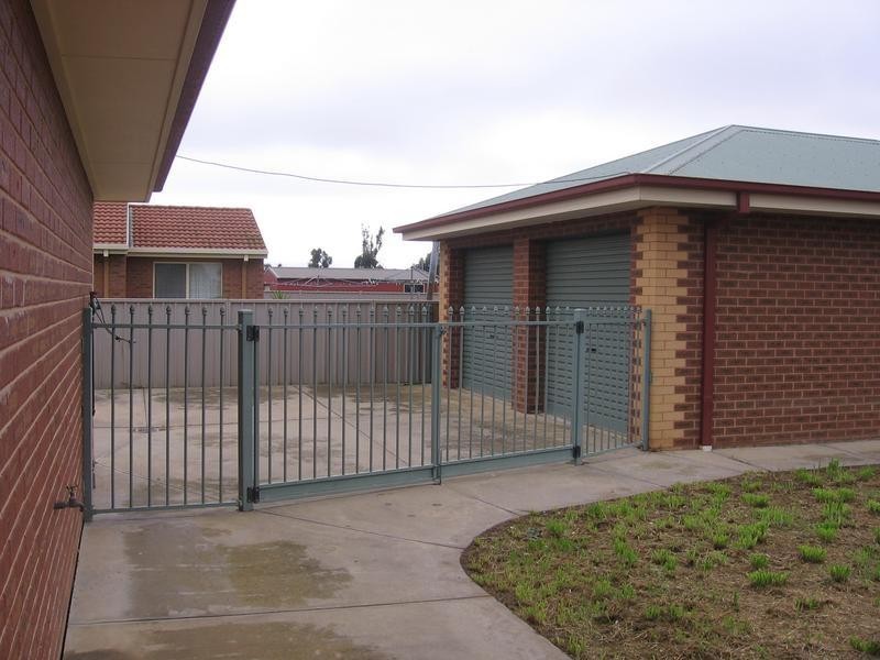 92 Woods Road, Yarrawonga VIC 3730