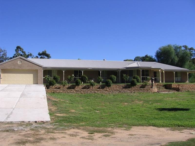 236 Bayly Street, Mulwala NSW 2647