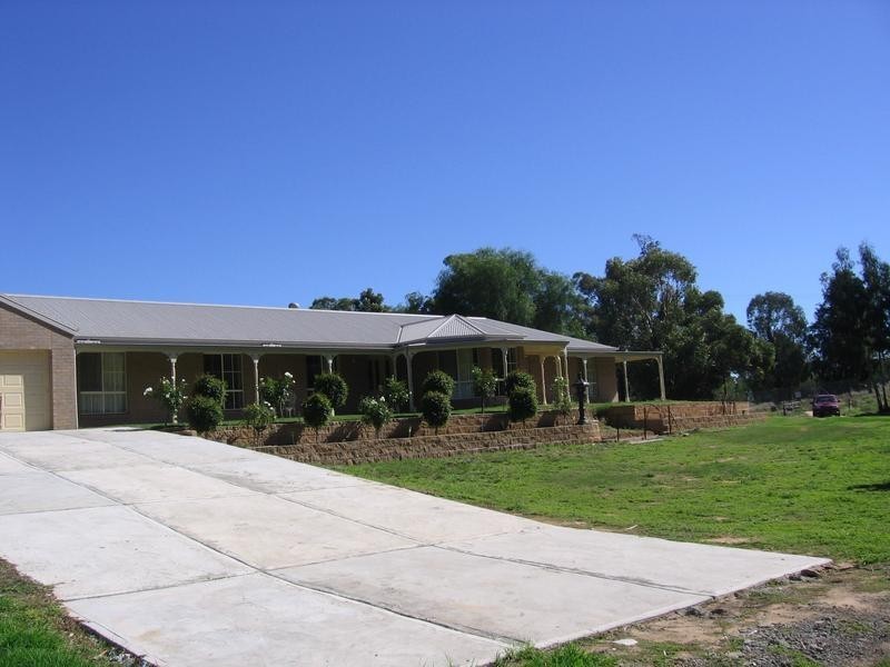 236 Bayly Street, Mulwala NSW 2647