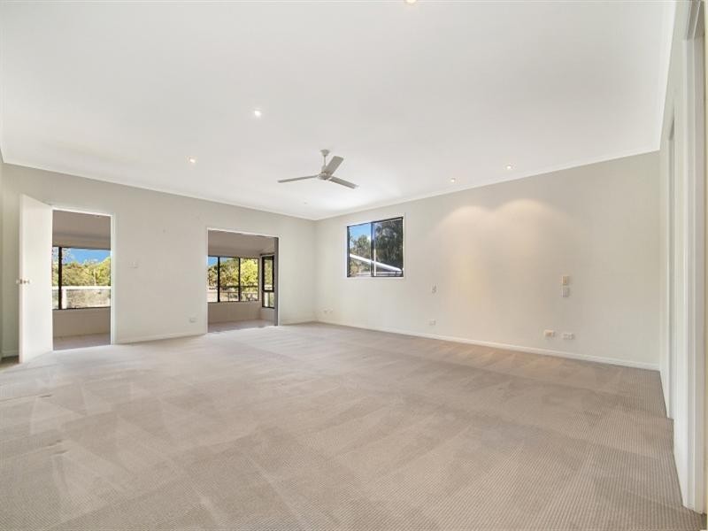 82 Cooks Road, Tinbeerwah QLD 4563