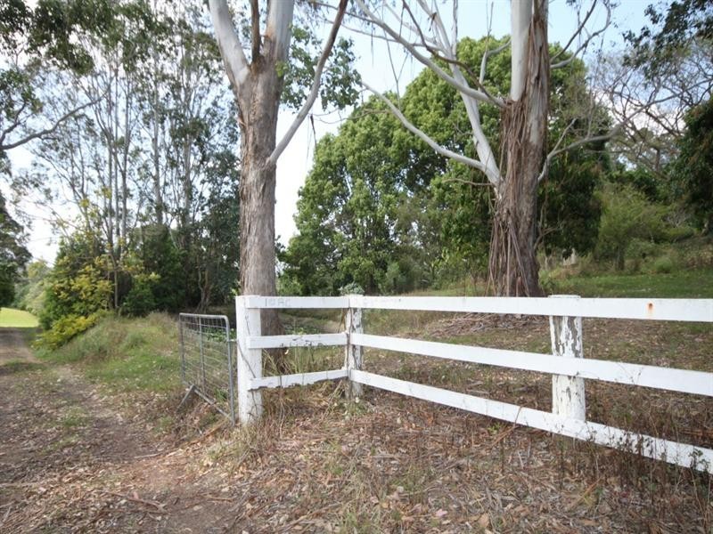 197 Ocean View Road, Cooroy QLD 4563