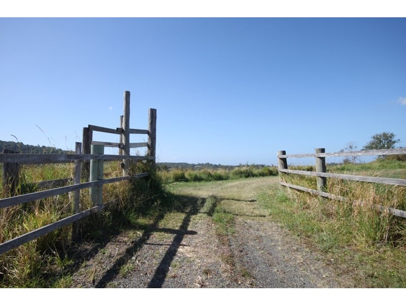 354 Lawnville Road, Cooroy QLD 4563