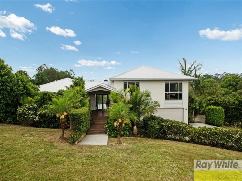 4a Pine Tree Drive West, Lake Macdonald QLD 4563