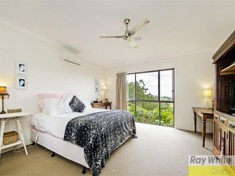 4a Pine Tree Drive West, Lake Macdonald QLD 4563
