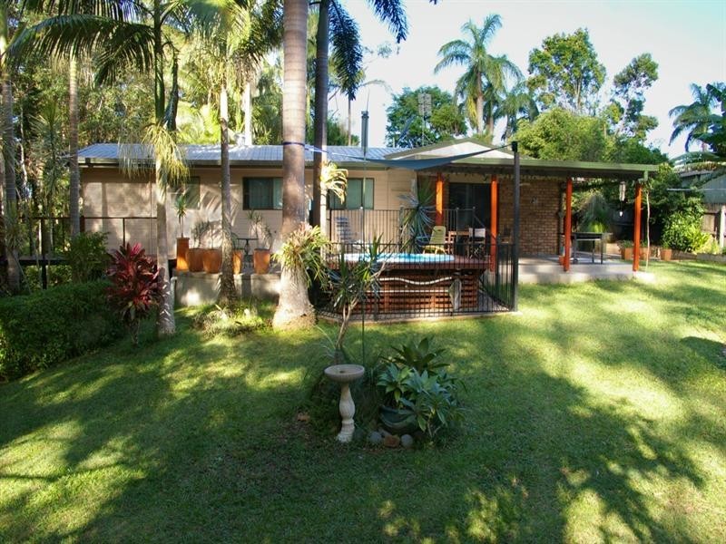 9 Ponderosa Drive, Cooroy QLD 4563