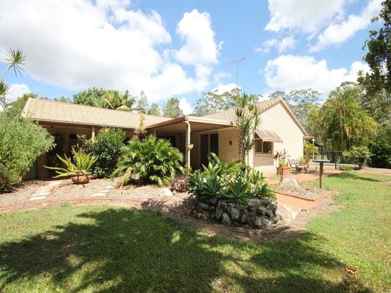 7 Highfield Rise, Pomona QLD 4568