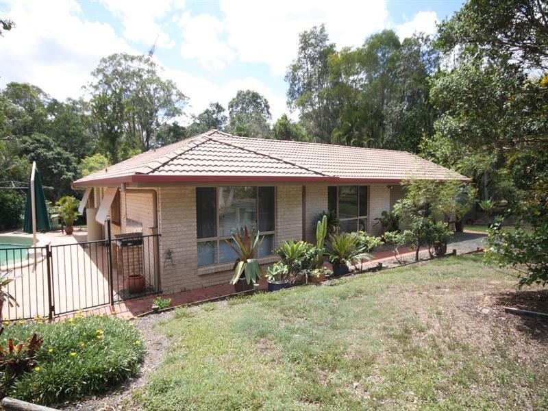 7 Highfield Rise, Pomona QLD 4568