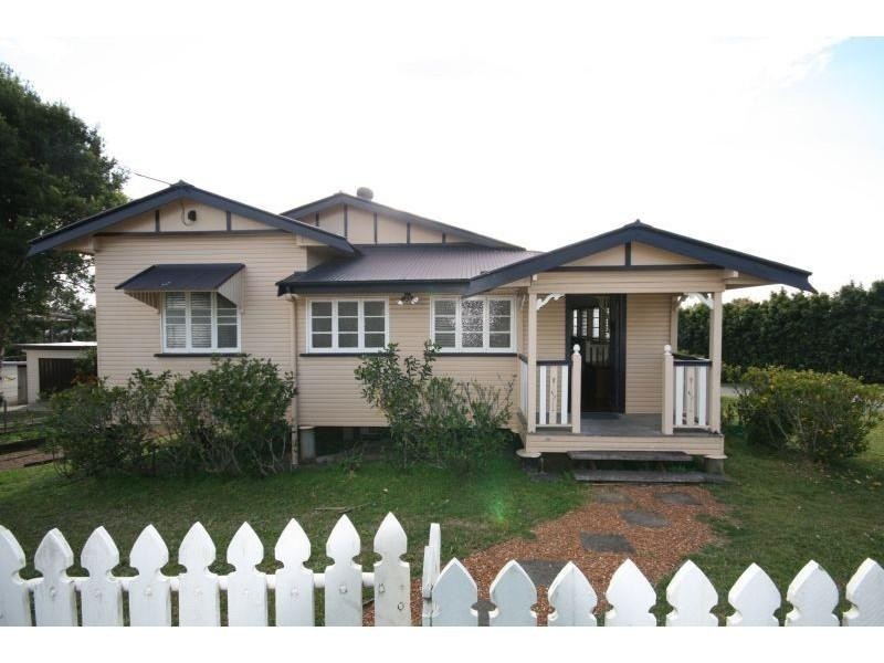 74 Maple Street, Cooroy QLD 4563