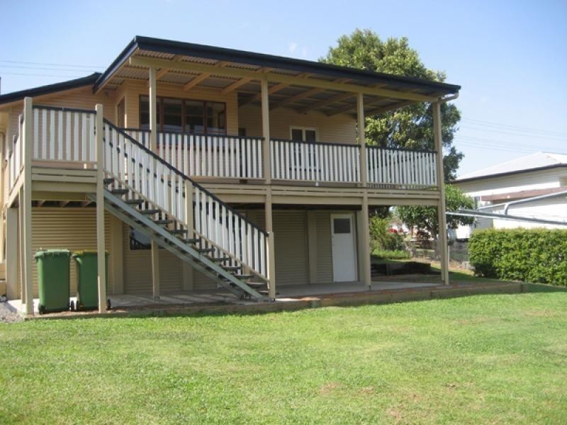 74 Maple Street, Cooroy QLD 4563