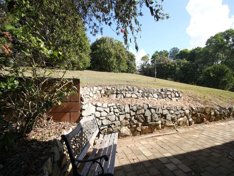 8 Acacia Lane, Cooroy QLD 4563