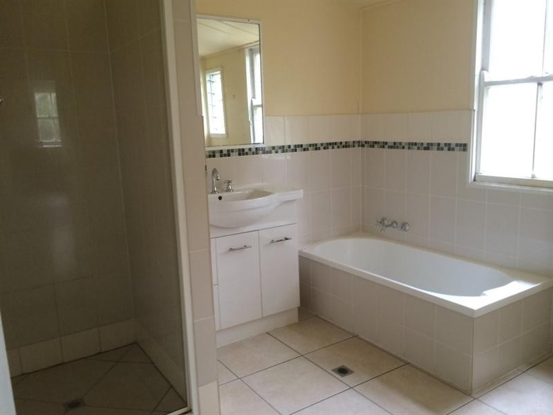 18 Pioneer Road, Pomona QLD 4568