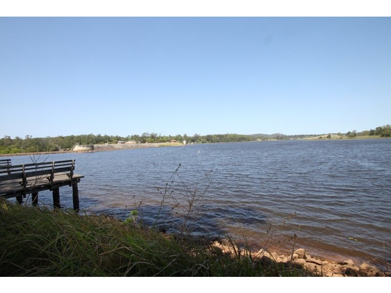 32 Kamala Drive, Lake Macdonald QLD 4563