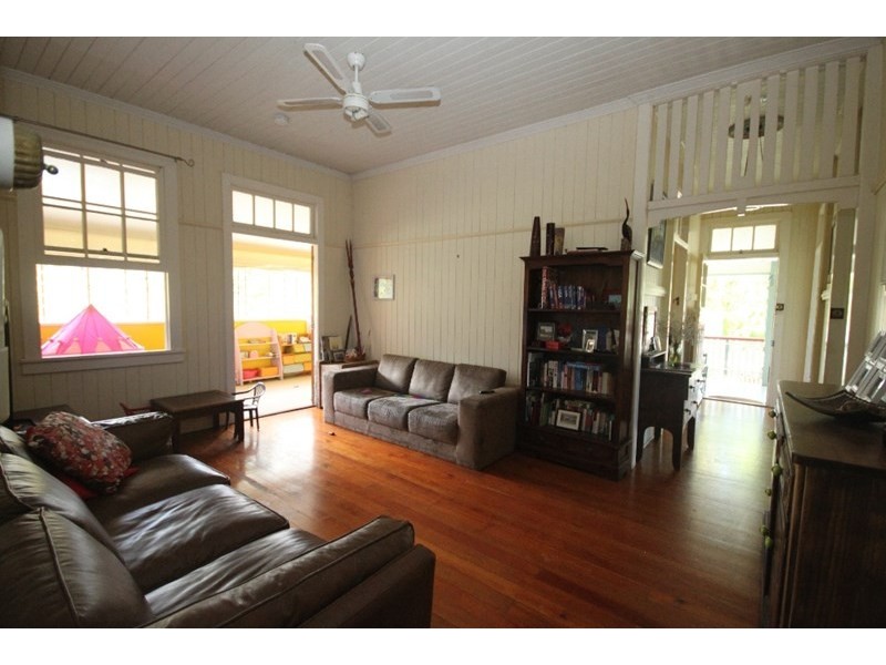 6 Hill Street, Pomona QLD 4568