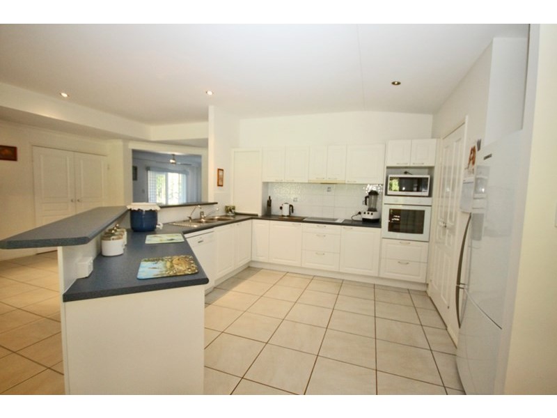 11 Flooded Gum Place, Black Mountain QLD 4563