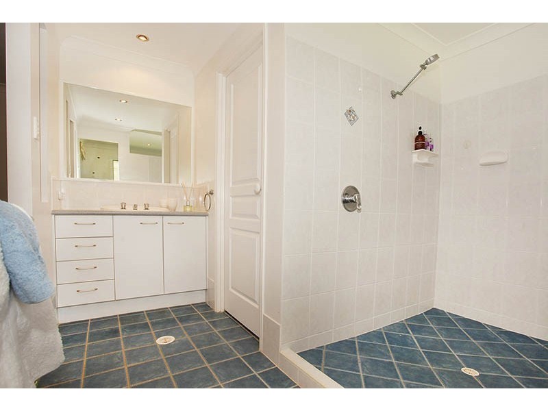 11 Flooded Gum Place, Black Mountain QLD 4563