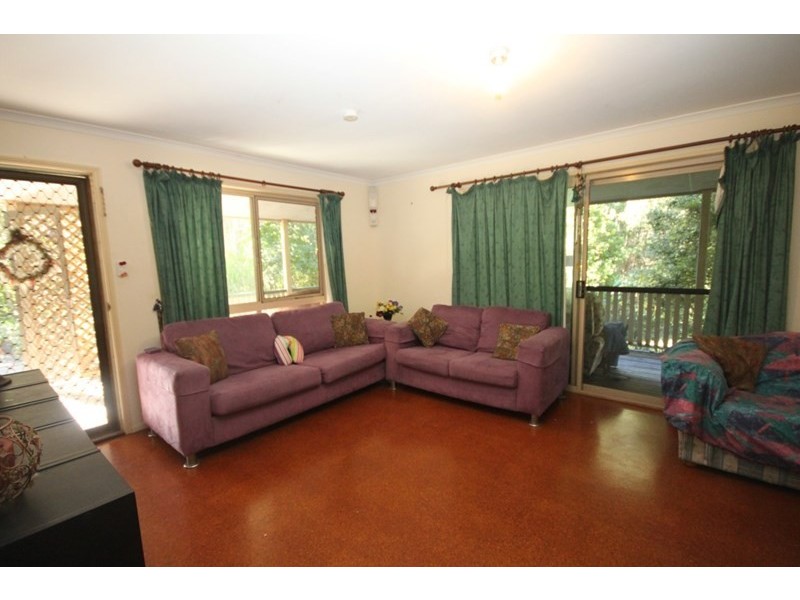 1 Taylor Drive, Pomona QLD 4568