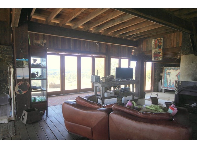 318 Schreibers Road, Cooran QLD 4569