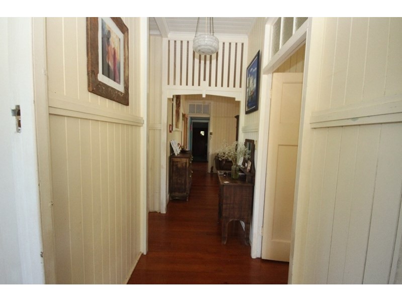 6 Hill Street, Pomona QLD 4568