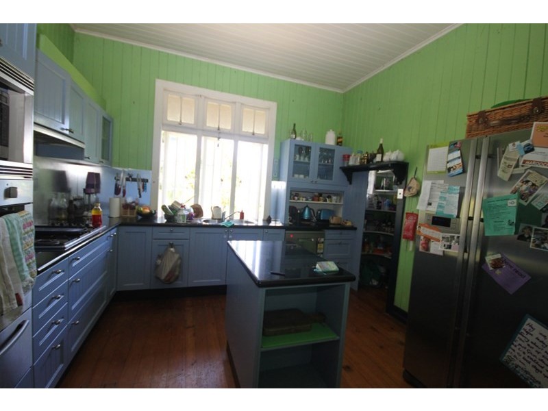 6 Hill Street, Pomona QLD 4568