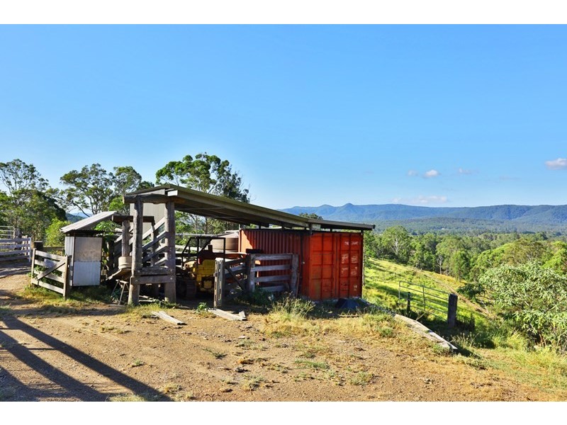 Traveston QLD 4570