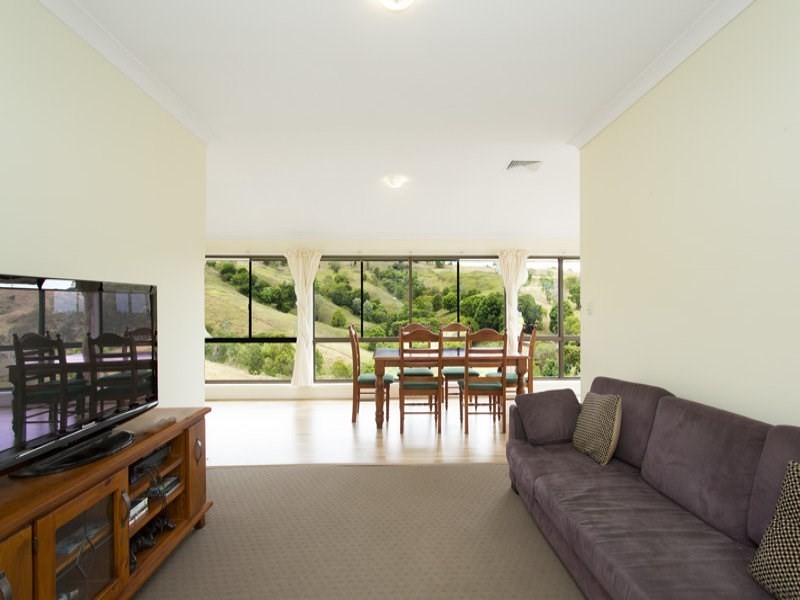 372 Lawnville Road, Cooroy QLD 4563