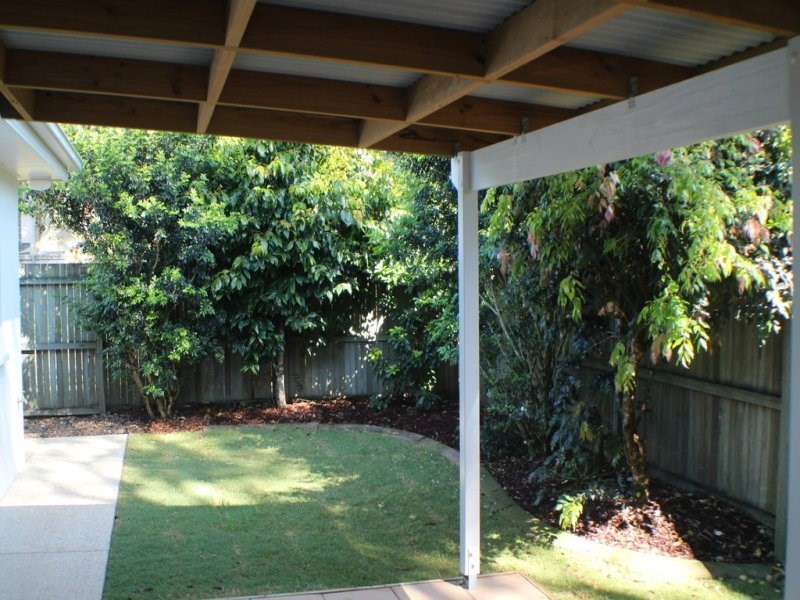 4/11 Pearl Street, Cooroy QLD 4563