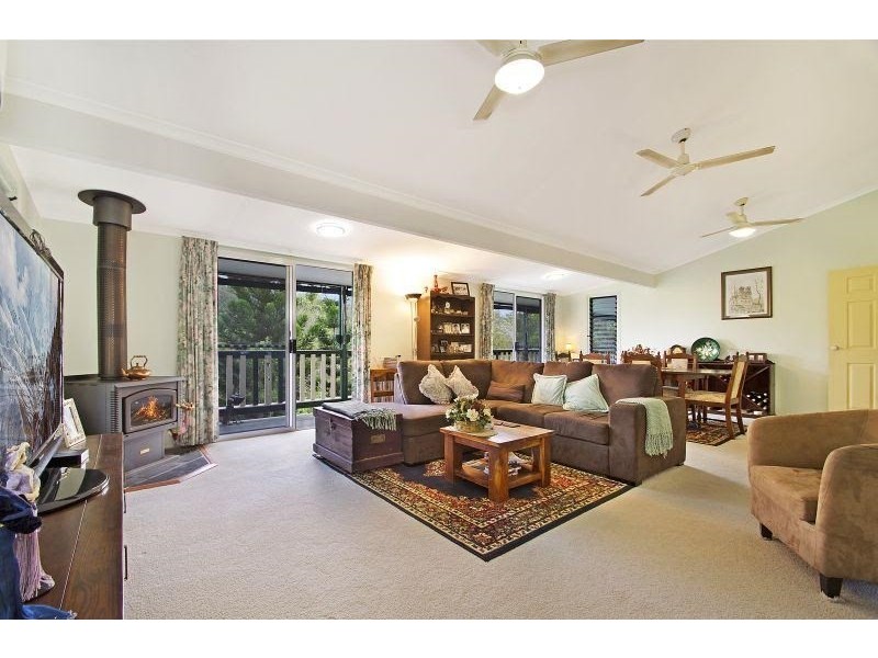 396 Coles Creek Road, Cooran QLD 4569