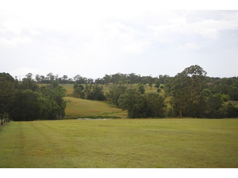 110 Thomason Road, Traveston QLD 4570