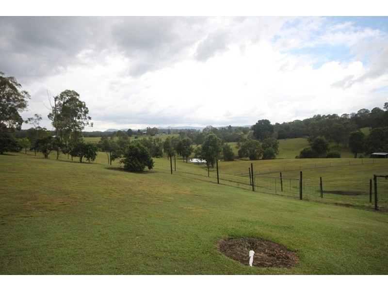 110 Thomason Road, Traveston QLD 4570