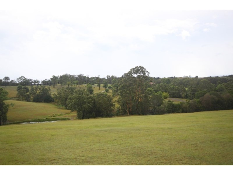 110 Thomason Road, Traveston QLD 4570