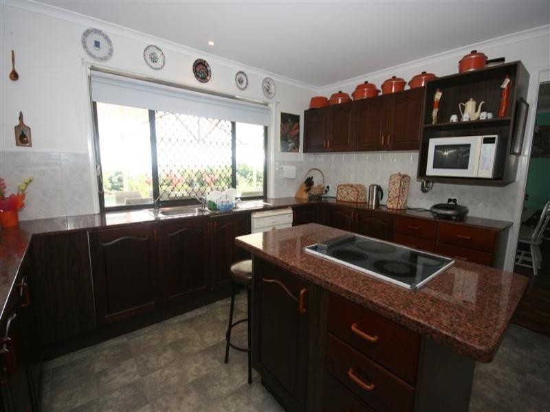 27 Karnu Drive, Maroochy River QLD 4561