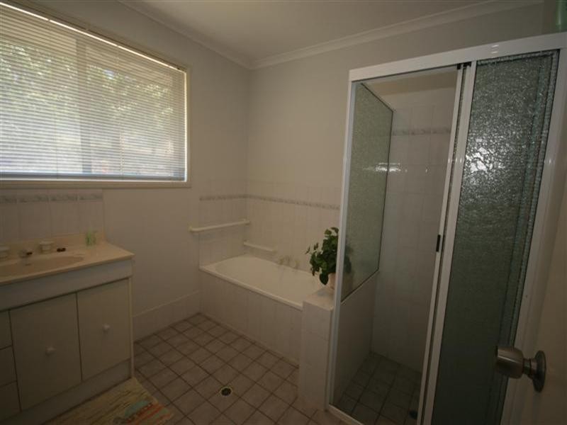 11 Curlew Cresent, Cooroy QLD 4563